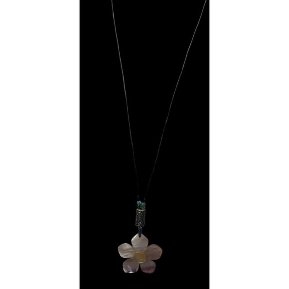 Fairycore Floral Shell Adjustable Pendant Necklace - Picture 6 of 7
